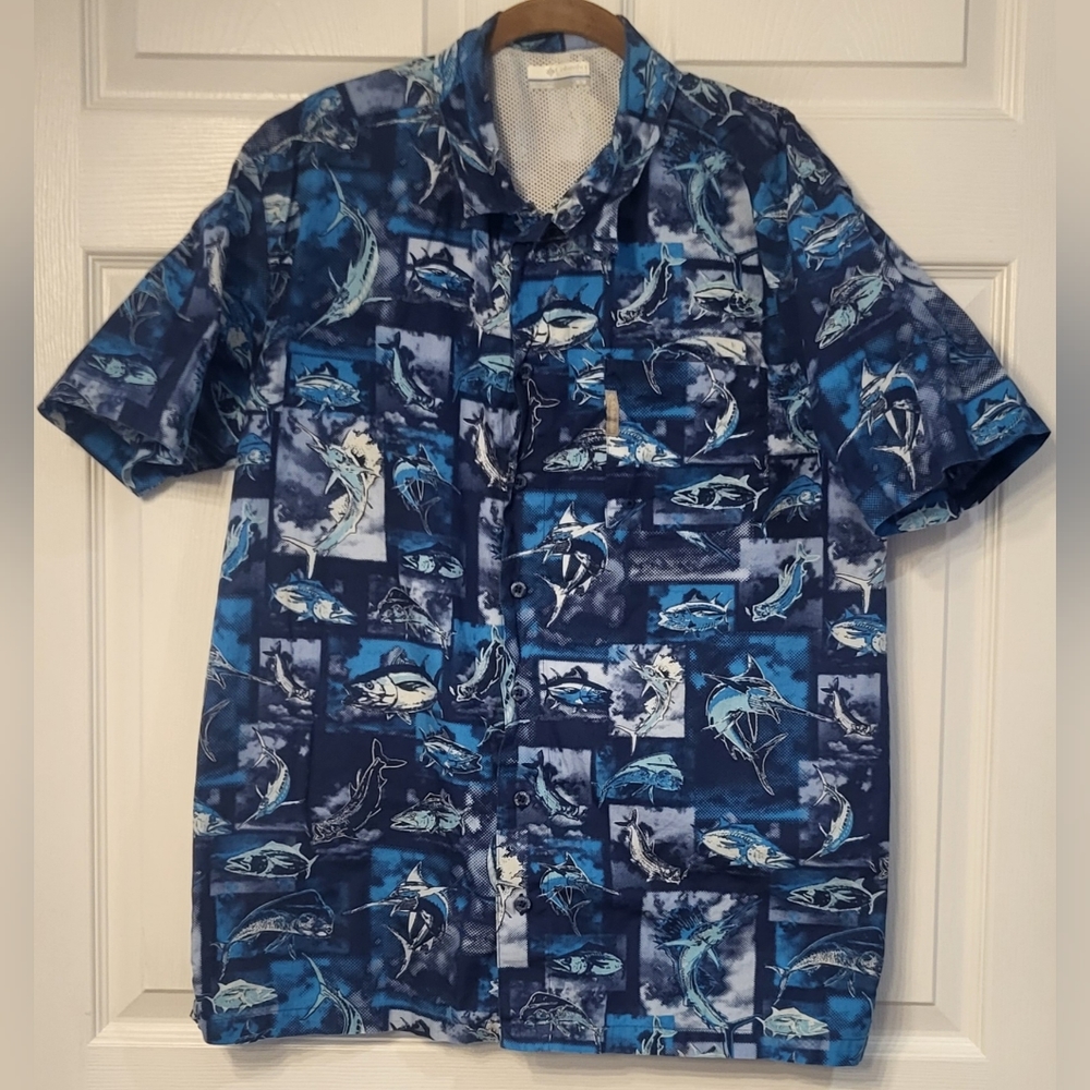 Columbia Short Sleeved Vented PFG Fishing Shirt Size Medium Hiking Gorpcore